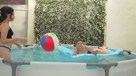 Snapshot of eloisa_12 chatting on June 7, 7:28 pm eloisa_12 online show from June 7, 7:28 pm
