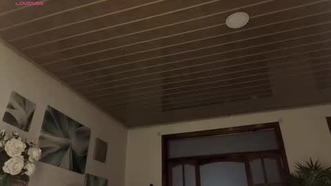Snapshot of eloisee_ chatting on February 25, 8:51 pm Eloise . online show from February 25, 8:51 pm