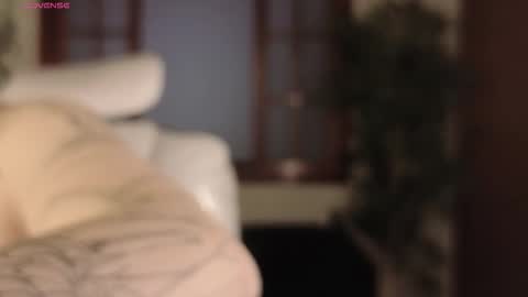 Snapshot of eloisee_ chatting on February 28, 4:46 am Eloise . online show from February 28, 4:46 am
