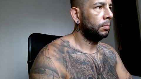 Snapshot of elosocazador chatting on December 20, 1:00 pm elosocazador online show from December 20, 1:00 pm