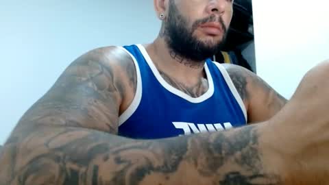 Snapshot of elosocazador chatting on February 4, 11:38 am elosocazador online show from February 4, 11:38 am