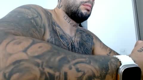 Snapshot of elosocazador chatting on February 7, 9:04 pm elosocazador online show from February 7, 9:04 pm