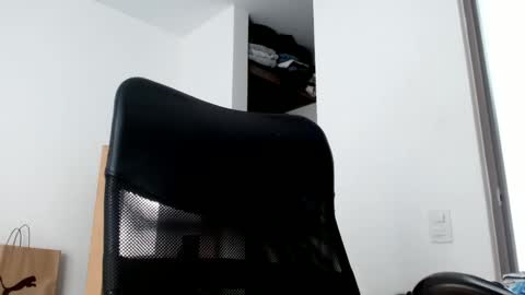 Snapshot of elosocazador chatting on February 18, 5:10 pm elosocazador online show from February 18, 5:10 pm