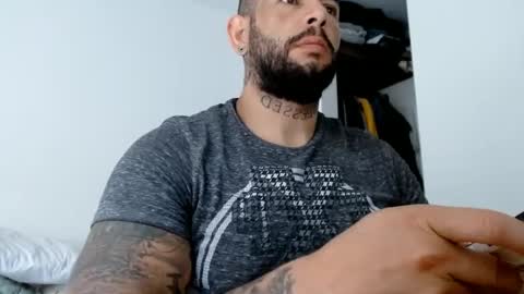 Snapshot of elosocazador chatting on February 20, 1:08 pm elosocazador online show from February 20, 1:08 pm