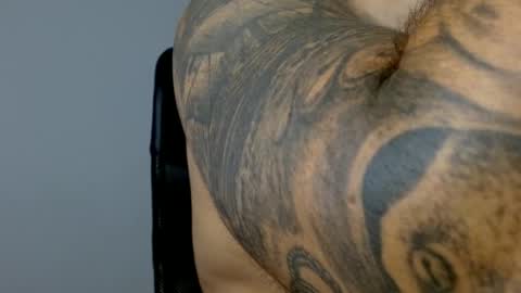 Snapshot of elosocazador chatting on October 16, 1:12 pm elosocazador online show from October 16, 1:12 pm