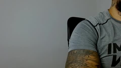 Snapshot of elosocazador chatting on October 25, 6:46 pm elosocazador online show from October 25, 6:46 pm