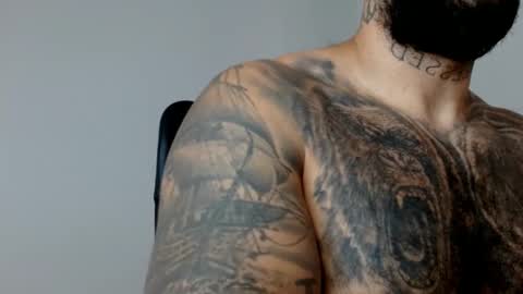 Snapshot of elosocazador chatting on November 18, 12:53 pm elosocazador online show from November 18, 12:53 pm