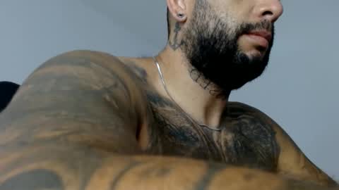 Snapshot of elosocazador chatting on April 6, 1:12 pm elosocazador online show from April 6, 1:12 pm