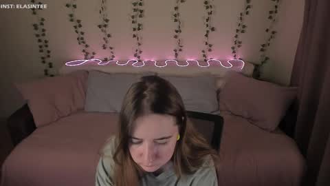 Ela give me a thumbs up if you like it  and this is important for the development of the account online show from March 20, 8:35 pm