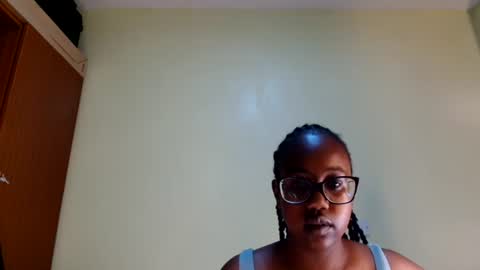 ELOWENA online show from July 4, 6:41 am