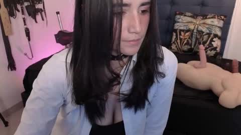 ELOWEN online show from September 14, 6:51 pm