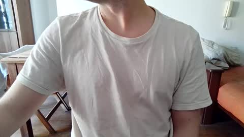 Snapshot of elriclust chatting on December 16, 12:54 pm elriclust online show from December 16, 12:54 pm