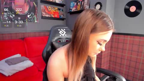 elsa_carterr online show from October 23, 2:22 am