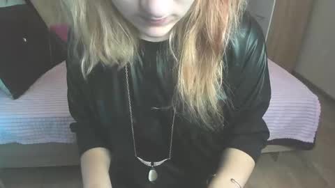 Elsa  online show from February 13, 4:00 am