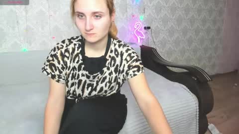 Elsa  online show from March 6, 11:25 am