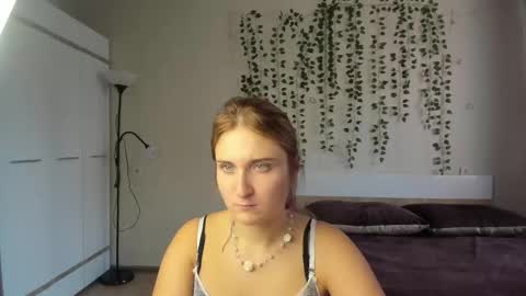 Elsa  online show from September 20, 9:21 am