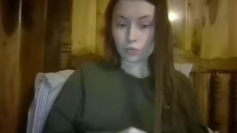 Elsie Rain online show from March 29, 1:05 am