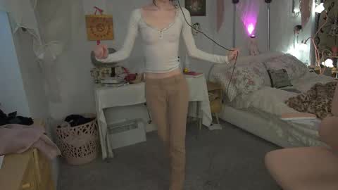 Snapshot of elslove chatting on March 24, 11:21 pm ELS online show from March 24, 11:21 pm