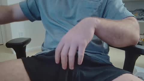 Snapshot of eltanke2206 chatting on March 10, 6:12 pm alexgarg online show from March 10, 6:12 pm