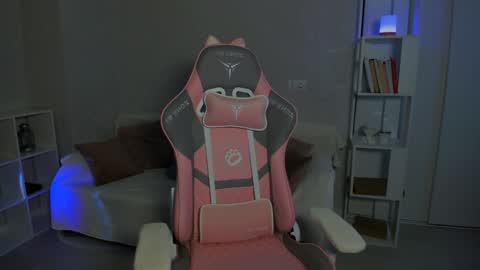 Luna online show from December 8, 10:41 am