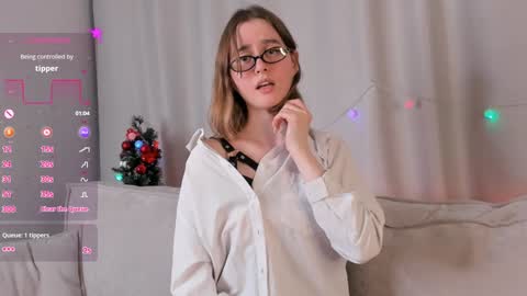 Snapshot of elvahance chatting on December 16, 2:16 pm Maria online show from December 16, 2:16 pm