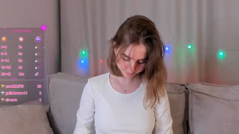 Snapshot of elvahance chatting on December 17, 2:11 pm Maria online show from December 17, 2:11 pm