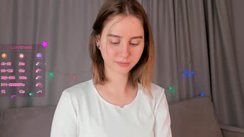 Snapshot of elvahance chatting on January 12, 11:07 am Maria online show from January 12, 11:07 am