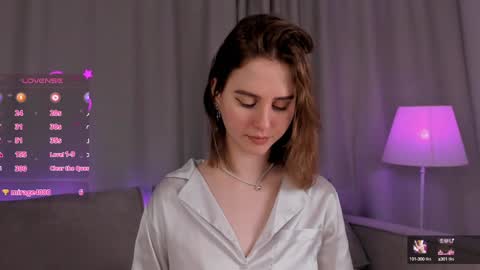 Snapshot of elvahance chatting on January 15, 11:10 am Maria online show from January 15, 11:10 am