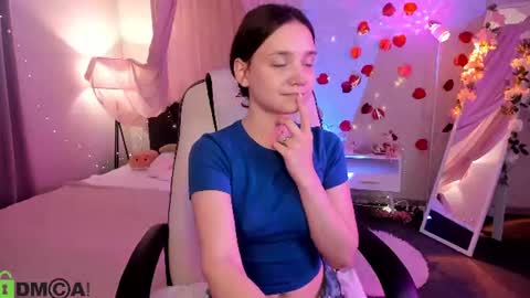 Elvienne online show from July 13, 3:09 am