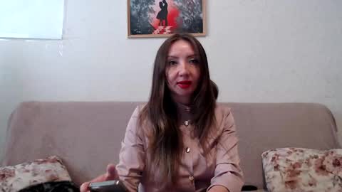 Snapshot of elvinasweet chatting on May 29, 6:22 am ElvinaSweet online show from May 29, 6:22 am