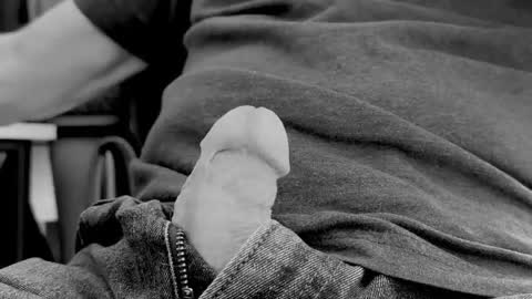 Elvis online show from May 16, 9:35 pm