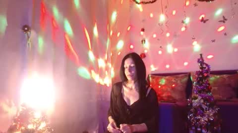 Elisa online show from December 22, 7:44 pm