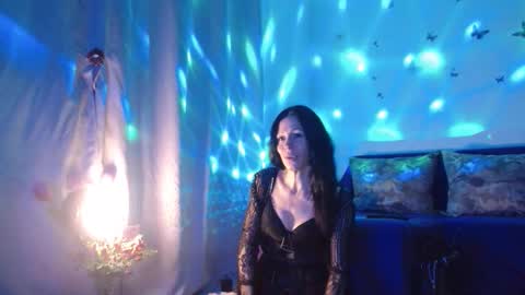 Snapshot of elysasun chatting on February 14, 6:26 pm Elisa online show from February 14, 6:26 pm