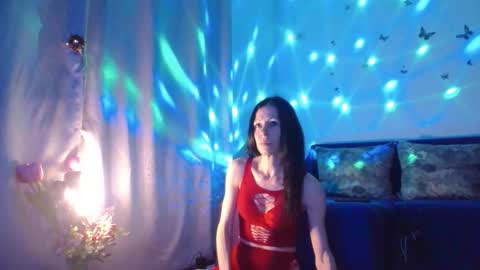 Snapshot of elysasun chatting on February 16, 6:37 pm Elisa online show from February 16, 6:37 pm