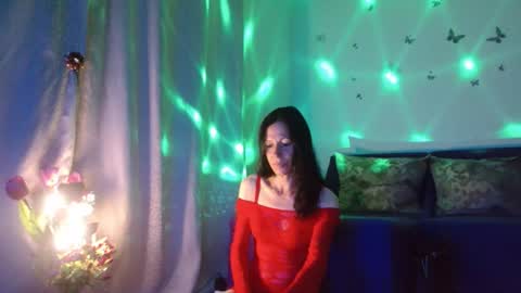 Snapshot of elysasun chatting on June 12, 6:51 pm Elisa online show from June 12, 6:51 pm
