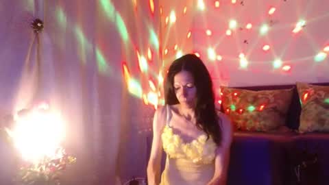 Elisa online show from June 25, 6:56 pm