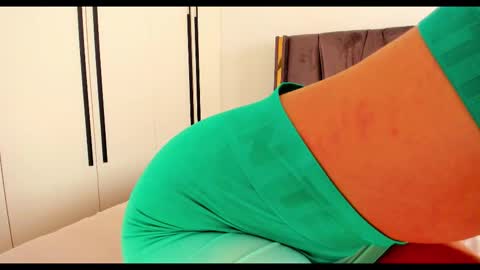 Ely online show from December 1, 10:31 am