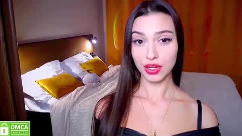 Snapshot of elza_rose chatting on October 18, 6:41 pm elza_rose online show from October 18, 6:41 pm