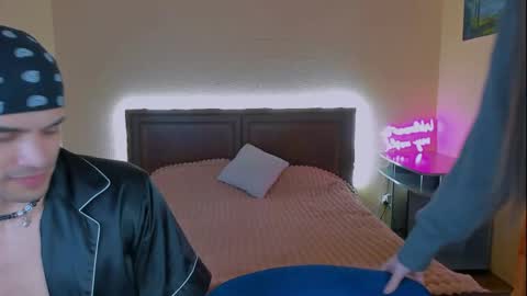 Snapshot of elza_rose chatting on March 31, 1:33 pm elza_rose online show from March 31, 1:33 pm
