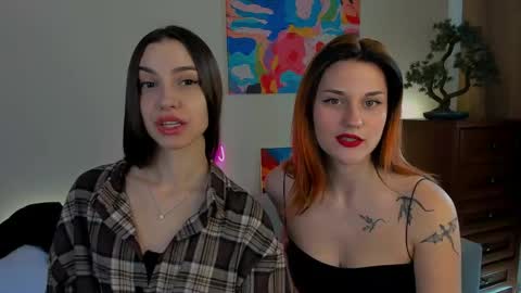 Snapshot of elza_rose chatting on April 20, 11:13 am elza_rose online show from April 20, 11:13 am