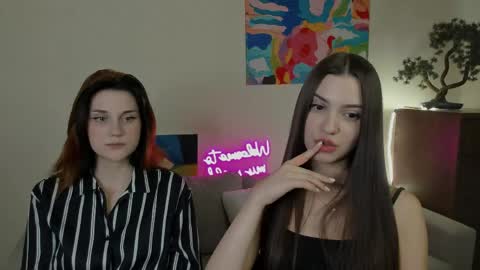 Snapshot of elza_rose chatting on May 26, 10:55 am elza_rose online show from May 26, 10:55 am