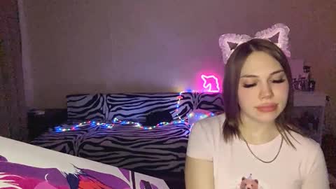 Monica online show from March 9, 3:49 pm