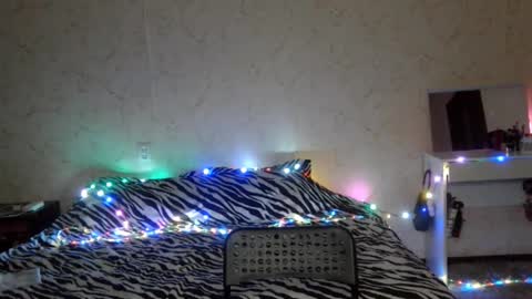 Monica online show from March 19, 4:55 pm