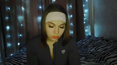 Monica online show from March 30, 2:29 pm