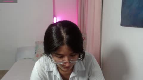 Snapshot of em_aa1 chatting on January 19, 3:18 am A N D R E A online show from January 19, 3:18 am
