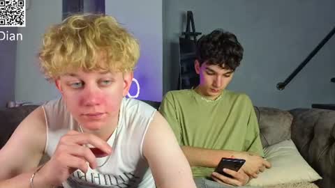 em_chipsi online show from July 15, 8:36 pm