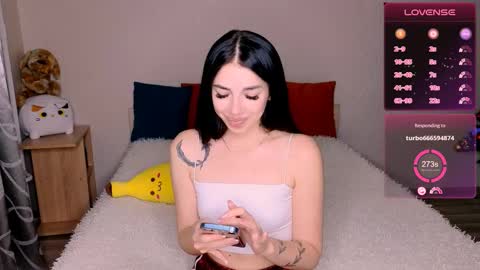 Snapshot of ema_grasie chatting on December 16, 10:29 am ema_grasie online show from December 16, 10:29 am