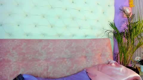 Ema Lambert  online show from March 10, 9:51 pm