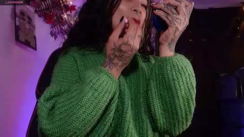 ema_ploxx online show from November 17, 3:34 am