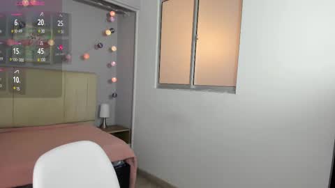 Ema online show from March 8, 6:58 pm